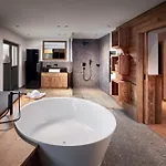 Alpin Residenzen Eichenheim By Alpina-holiday *