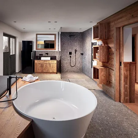 Alpin Residenzen Eichenheim By Alpina-holiday *