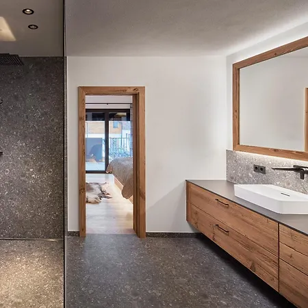 Alpin Residenzen Eichenheim By Alpina-holiday *