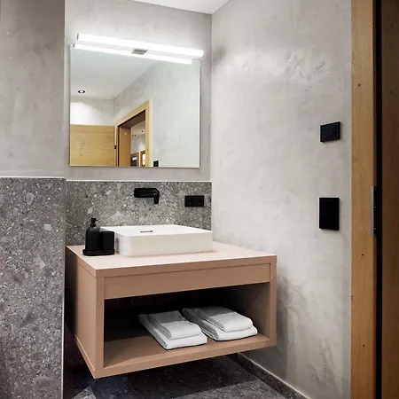 Alpin Residenzen Eichenheim By Alpina-holiday