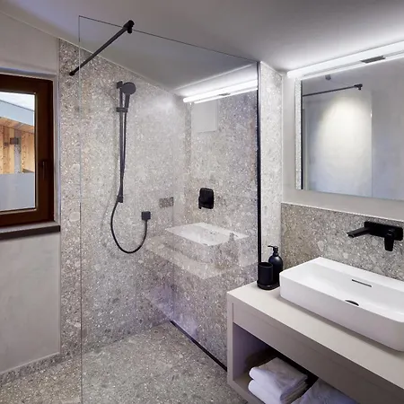 Alpin Residenzen Eichenheim By Alpina-holiday *